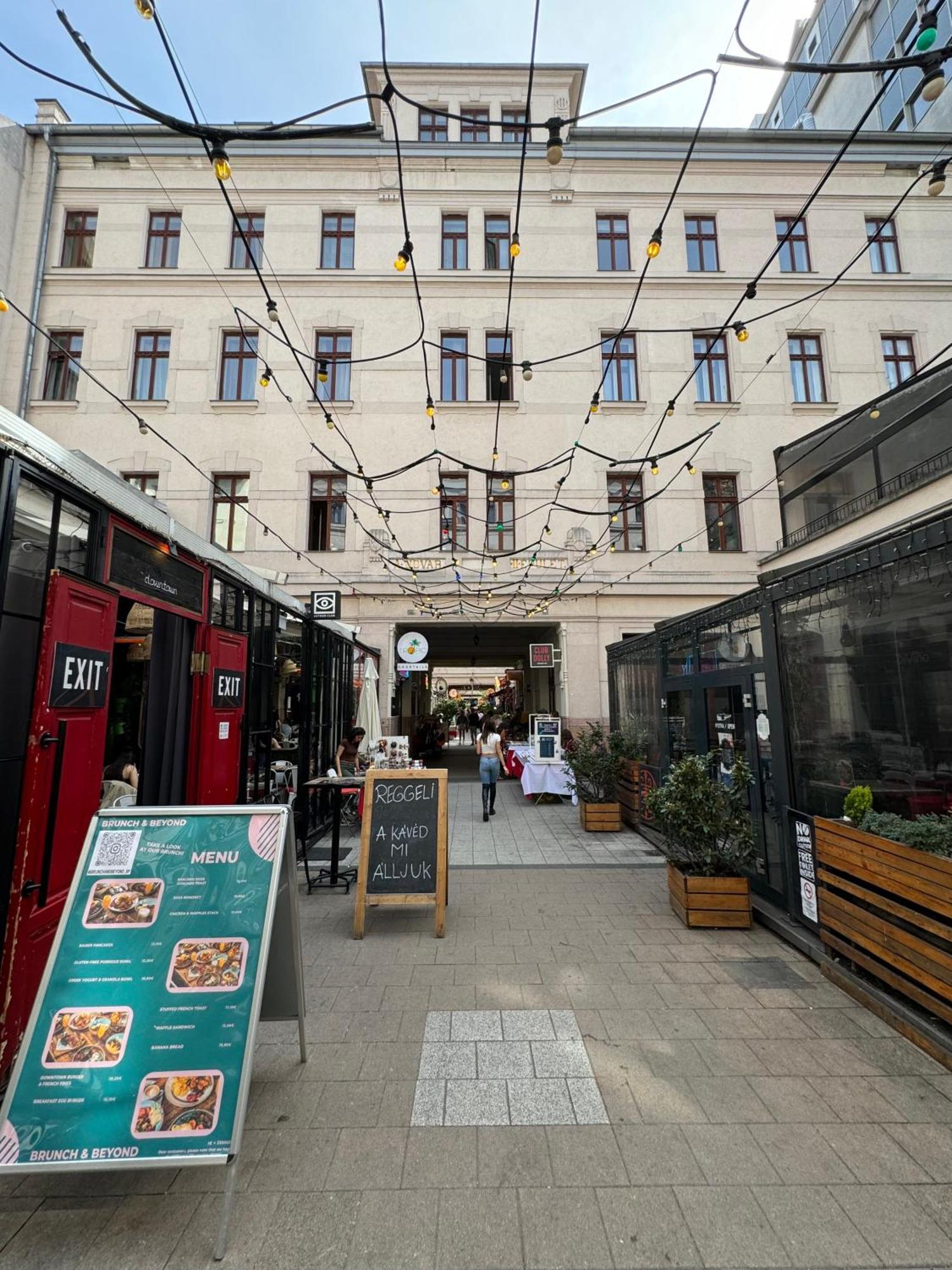 Downtown Family Apartments Будапешт Номер фото